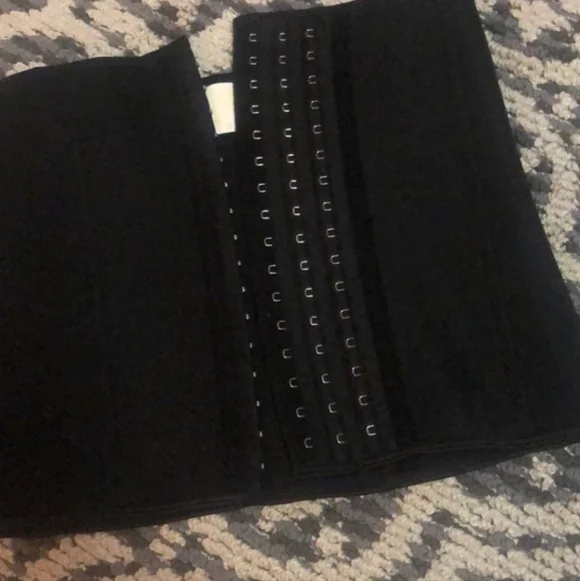 Ashley Stewart Waist Cincher - NWT - Picture 1 of 2